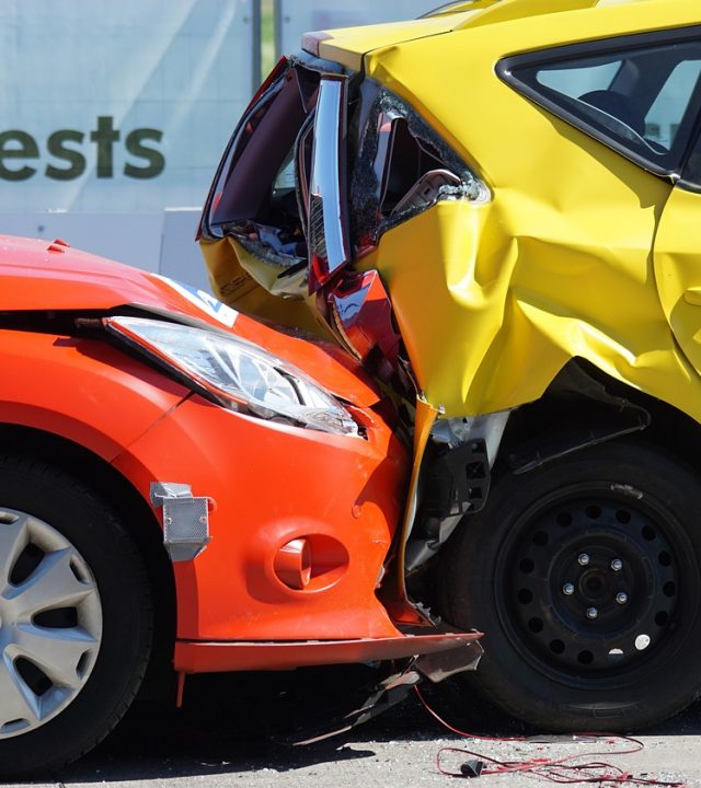 crash test, collision, rear-end collision-1620591.jpg